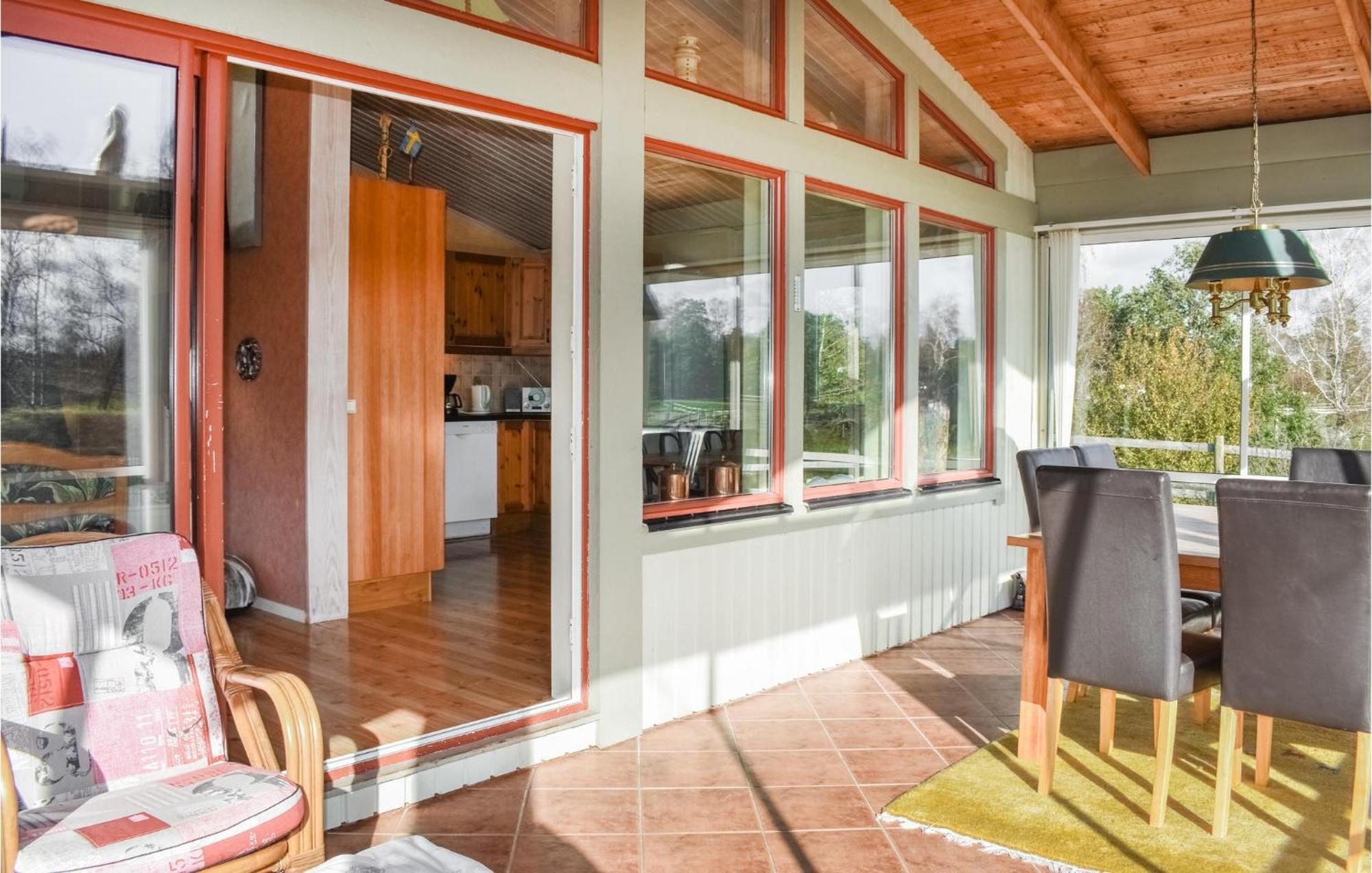 Gorgeous Home In Munka-Ljungby With Kitchen Exteriér fotografie