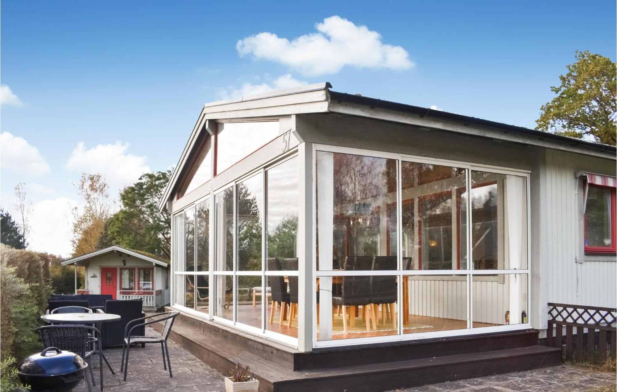 Gorgeous Home In Munka-Ljungby With Kitchen Exteriér fotografie